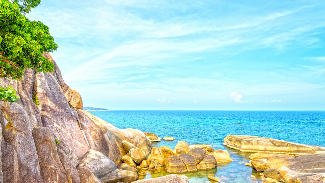 Rock and the blue sea at Koh Samui